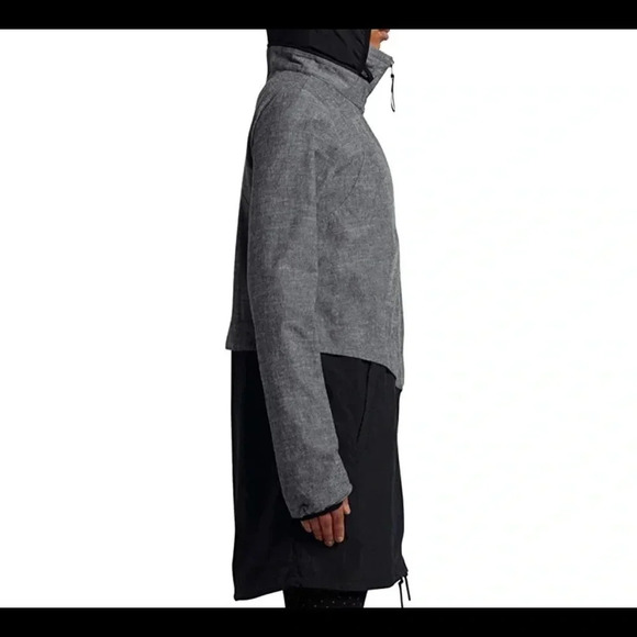 Nike International Gray Zip Up Jacket Size Small - Picture 3 of 15